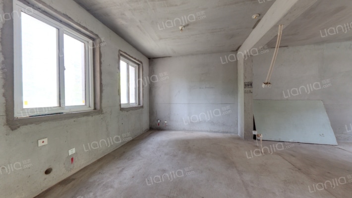 柏润花园二手房实景图