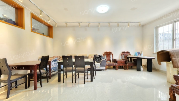 东溪花苑二手房实景图