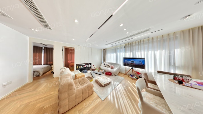 财信筑和·尚书房二手房实景图