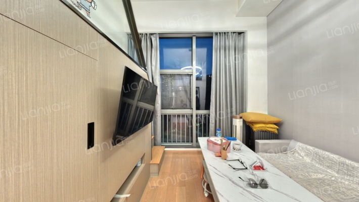 仁恒梦公园二手房实景图