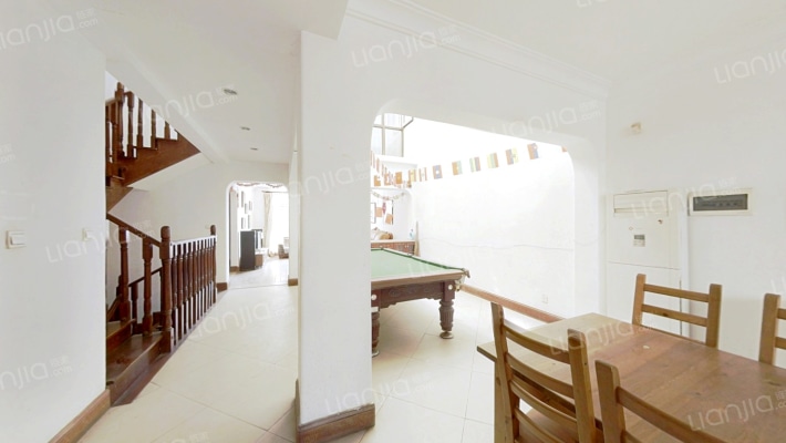 阳光地中海二手房实景图