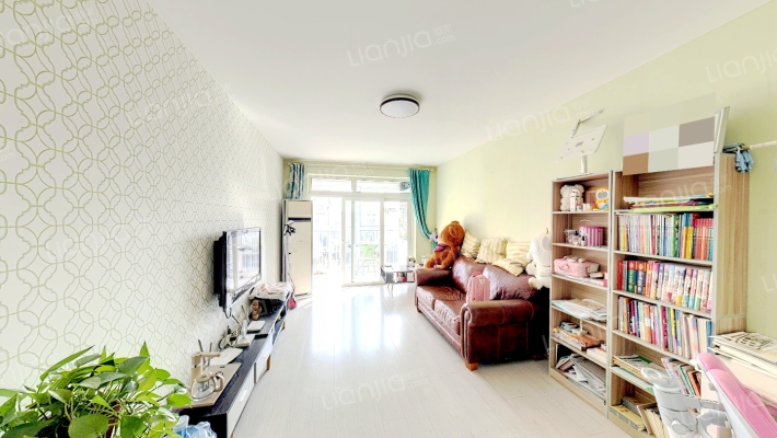 百通依山小居二手房实景图