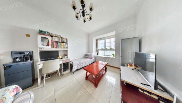 怡泰花园二手房实景图