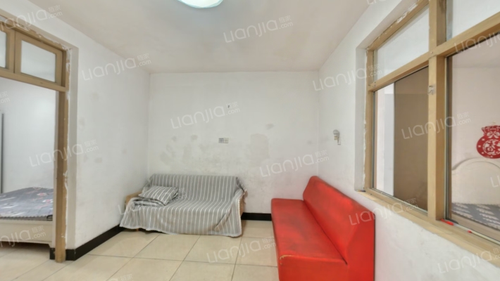 黄河苑二手房实景图