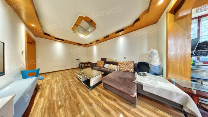 南滨路75号二手房实景图