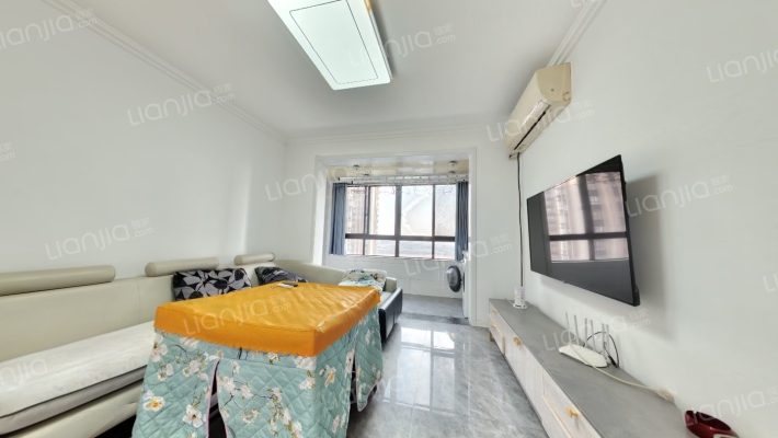 绿地天成苑二手房实景图