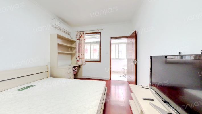 剑阁路二手房实景图