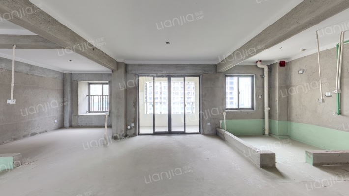 霞镜新城六区二手房实景图