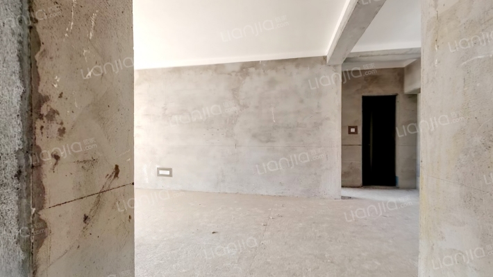 锦宏上院二手房实景图