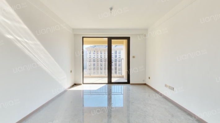 远洋山水二手房实景图