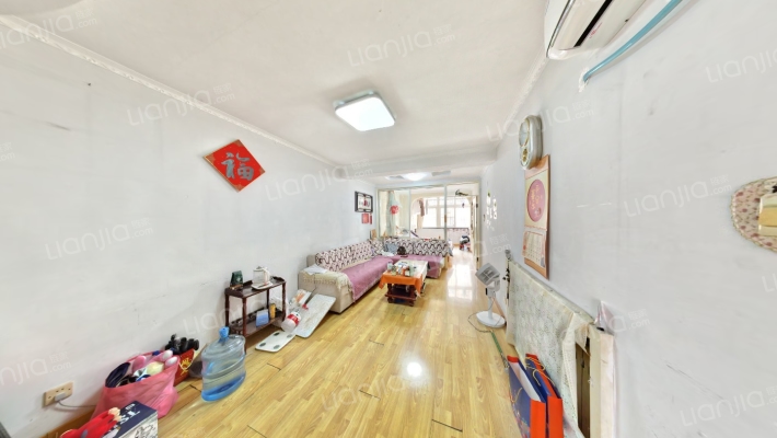 新贵都A区二手房实景图