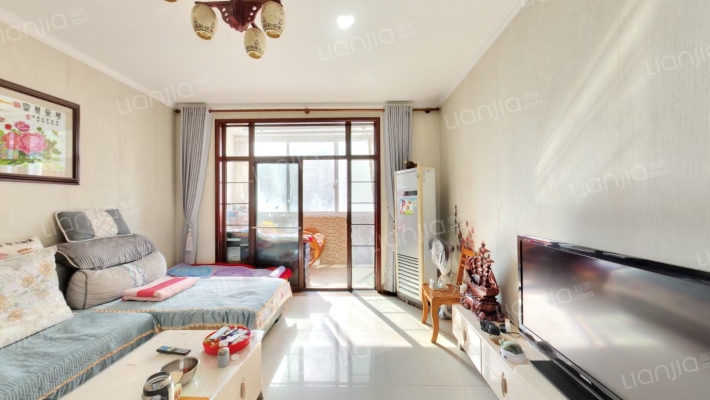 思念果岭国际社区二期湖光山色二手房实景图