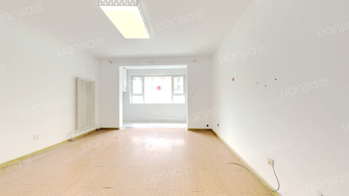 河泰优山美郡二手房实景图