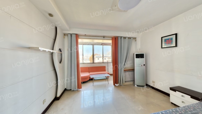 未央区政执法大队家属院二手房实景图