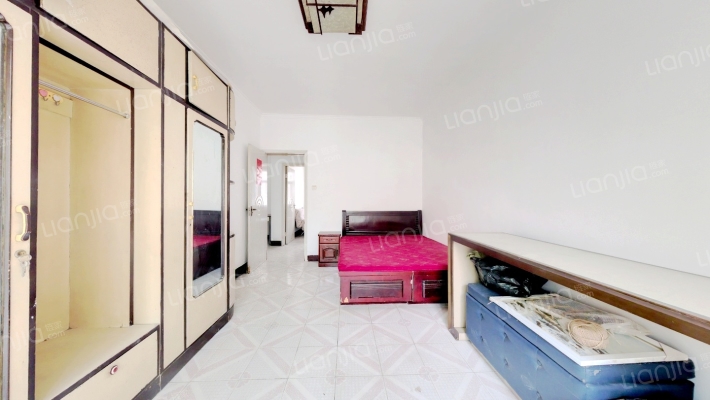 法院宿舍二手房实景图