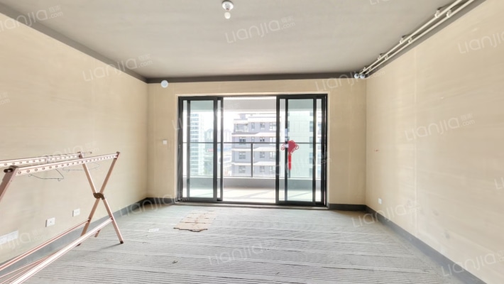 建投启元西区二手房实景图