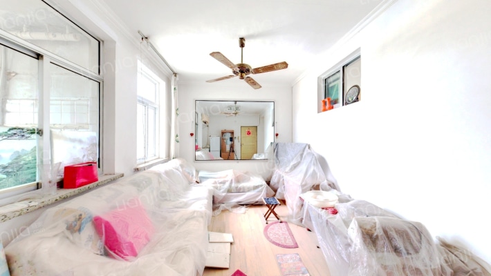 齐鲁石化腈纶厂生活区二手房实景图