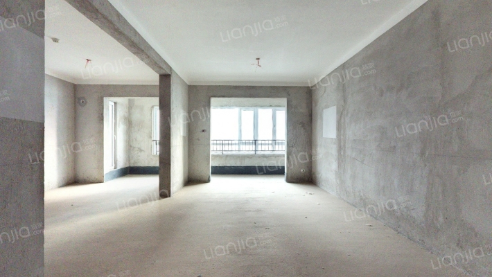 吾悦华府C区二手房实景图