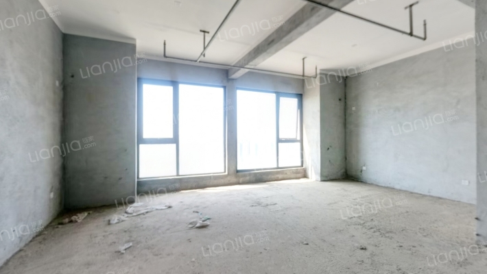 昌建·MOCO湖畔国际二手房实景图