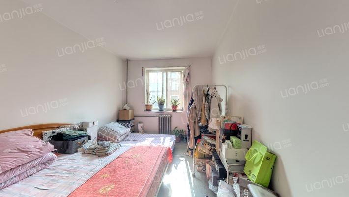 稚优里二手房实景图