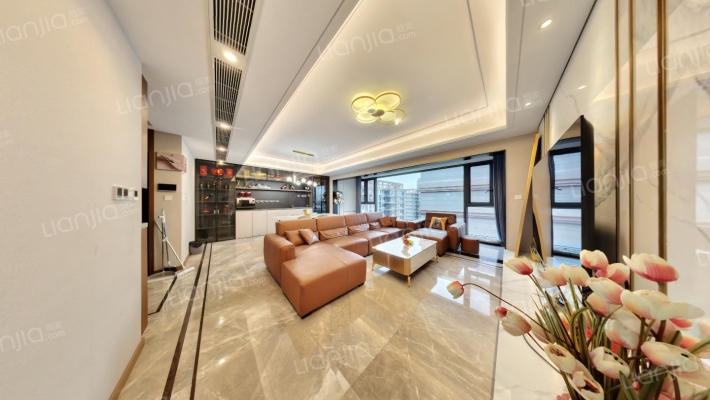 邦泰宽语二期二手房实景图