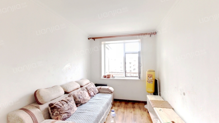 西广南小区二手房实景图