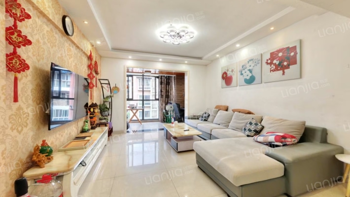 东润风景A区二手房实景图