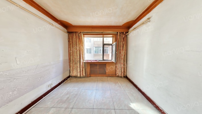 大营盘服务公司宿舍二手房实景图