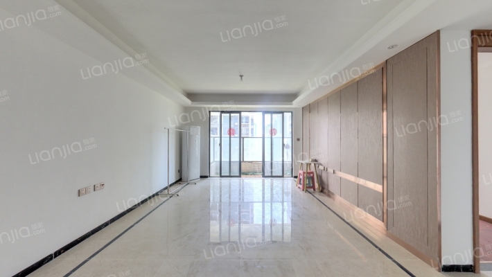 彰泰城B区二手房实景图