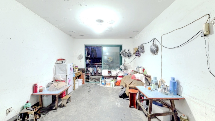 临江佳苑二手房实景图