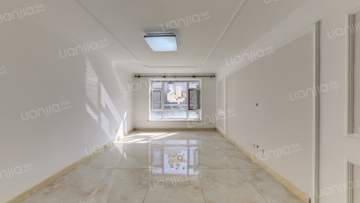 鲁辉国际德国小镇二手房实景图