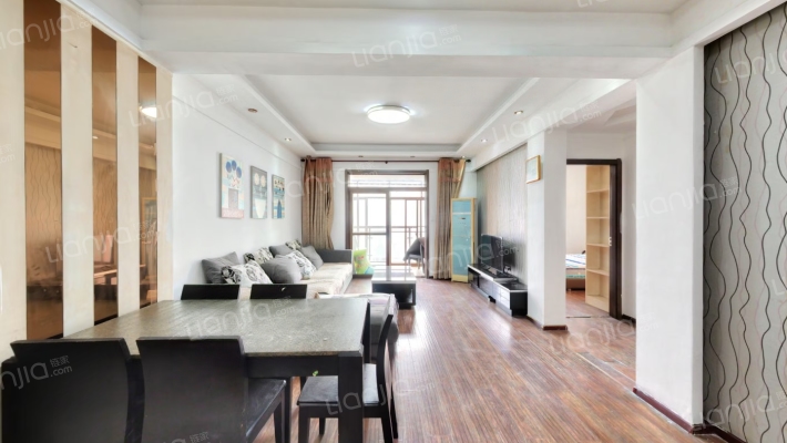 长江明珠二手房实景图