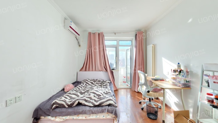 电车厂宿舍二手房实景图