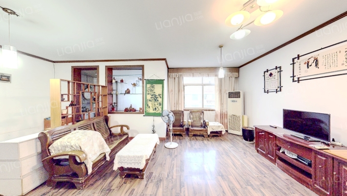 琥珀东村二手房实景图