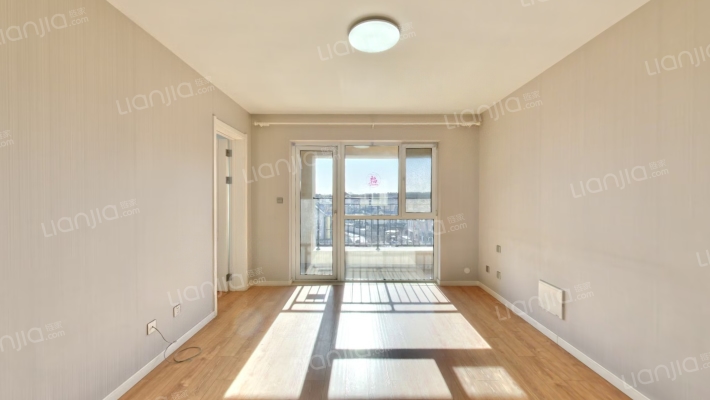 中旅万科城一期二手房实景图