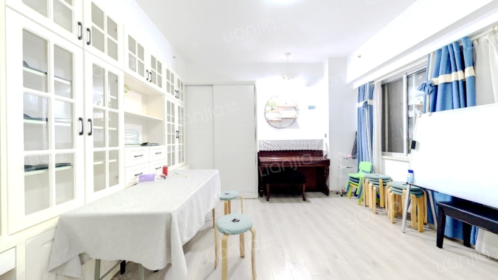 萧然之芯二手房实景图