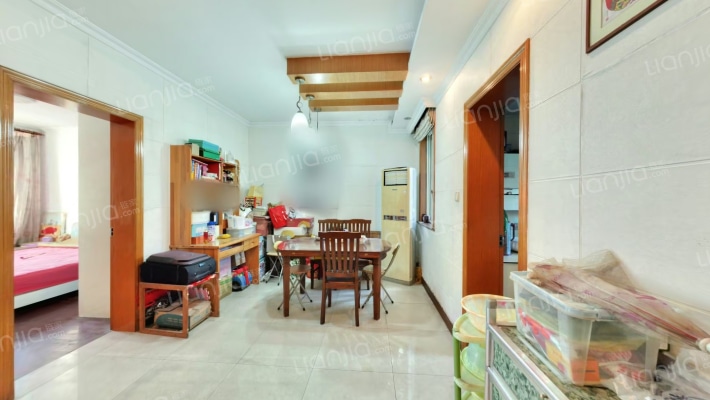 梅林新苑二手房实景图