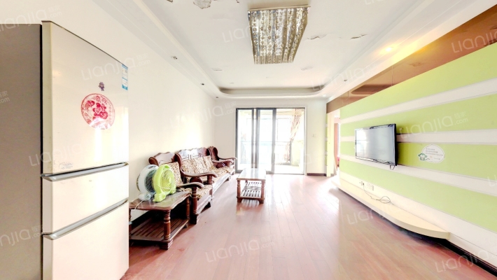 泰然南湖玫瑰湾二期二手房实景图