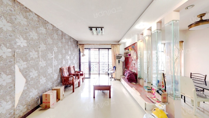 新东方花园二手房实景图