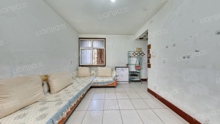 铁英街21号院二手房实景图