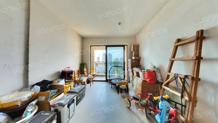 阅江华庭二手房实景图