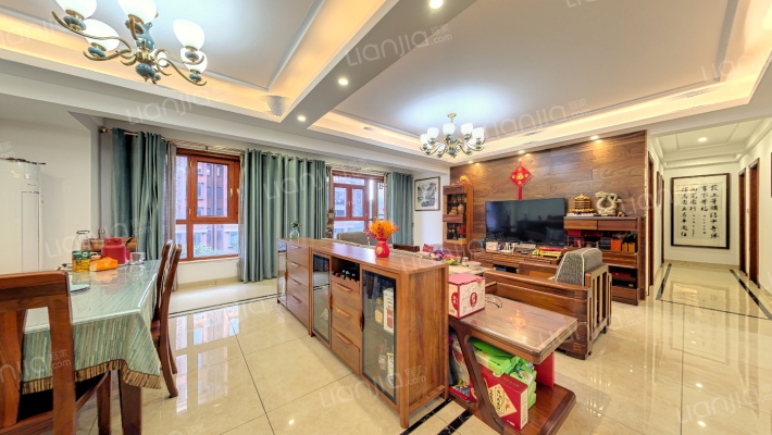 绿地国际博览城二期博峰二手房实景图