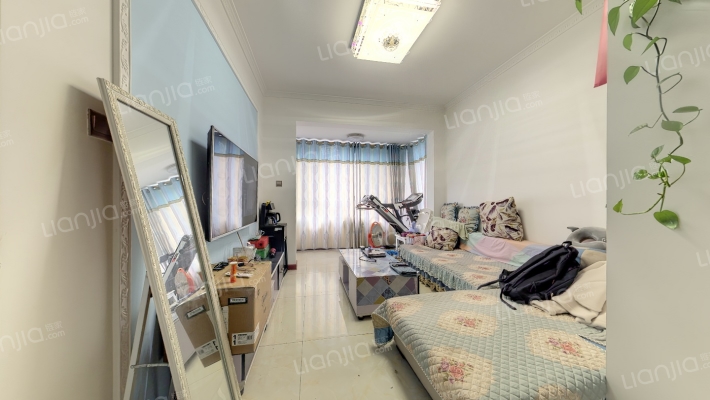 邦泰华府公馆二手房实景图