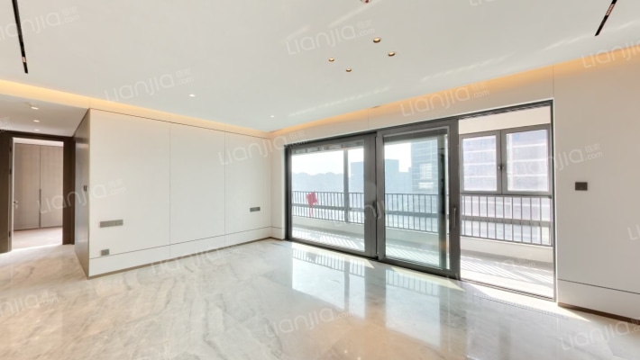 越秀和樾府二手房实景图