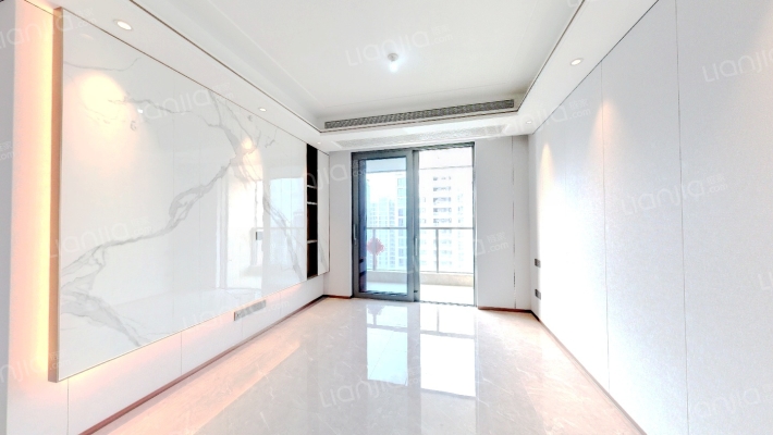 亚厦东麟府二手房实景图