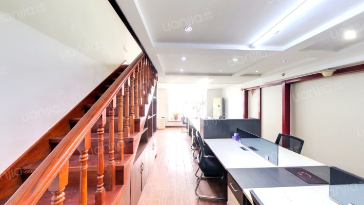 银座中心二手房实景图