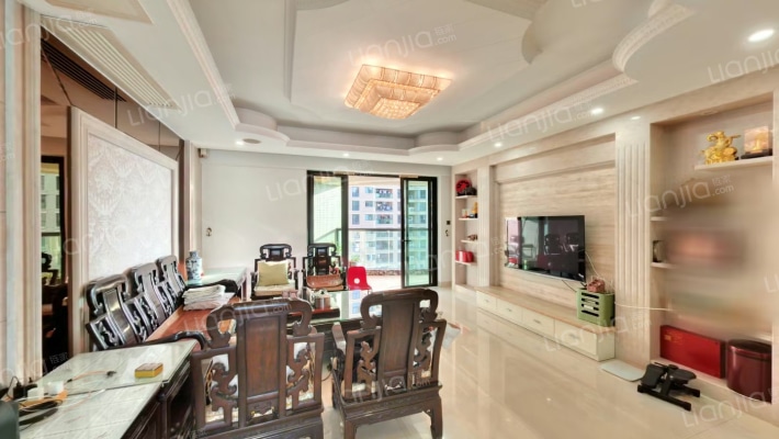 蓝湾国际二手房实景图