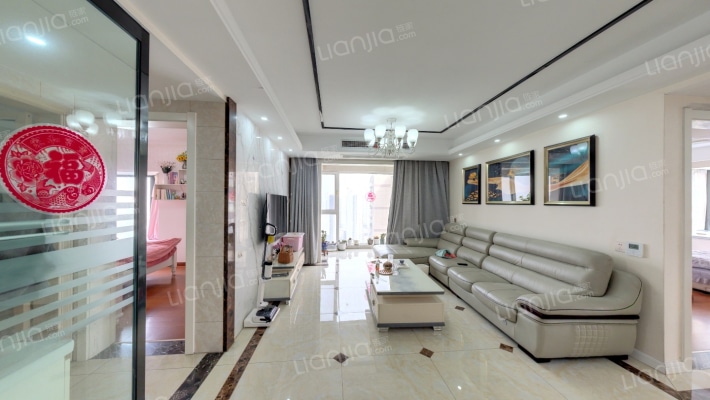 中天翡丽湾二手房实景图