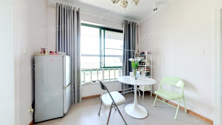 宝业凤凰新城二手房实景图