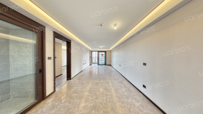 万科城玖二手房实景图